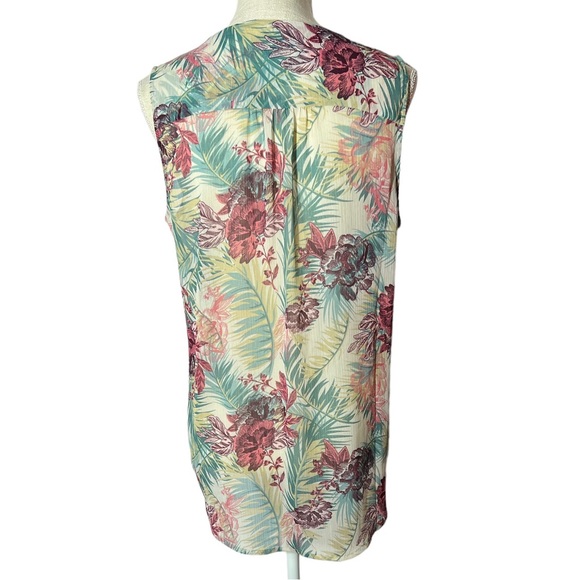 “Kut from the Kloth”Classy Sleeveless Blouse - Picture 3 of 12